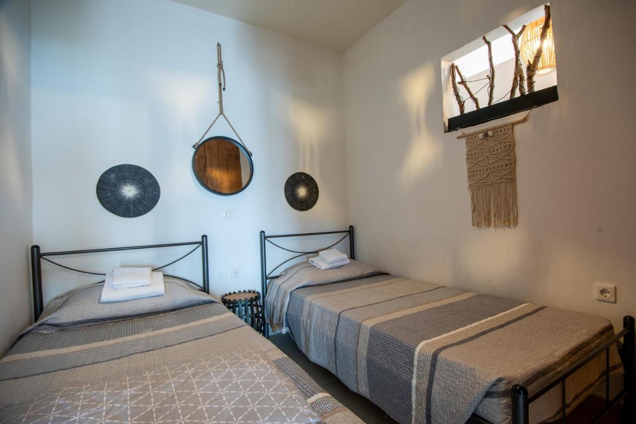 Chrisambelos Apartments Istro Ngoại thất bức ảnh