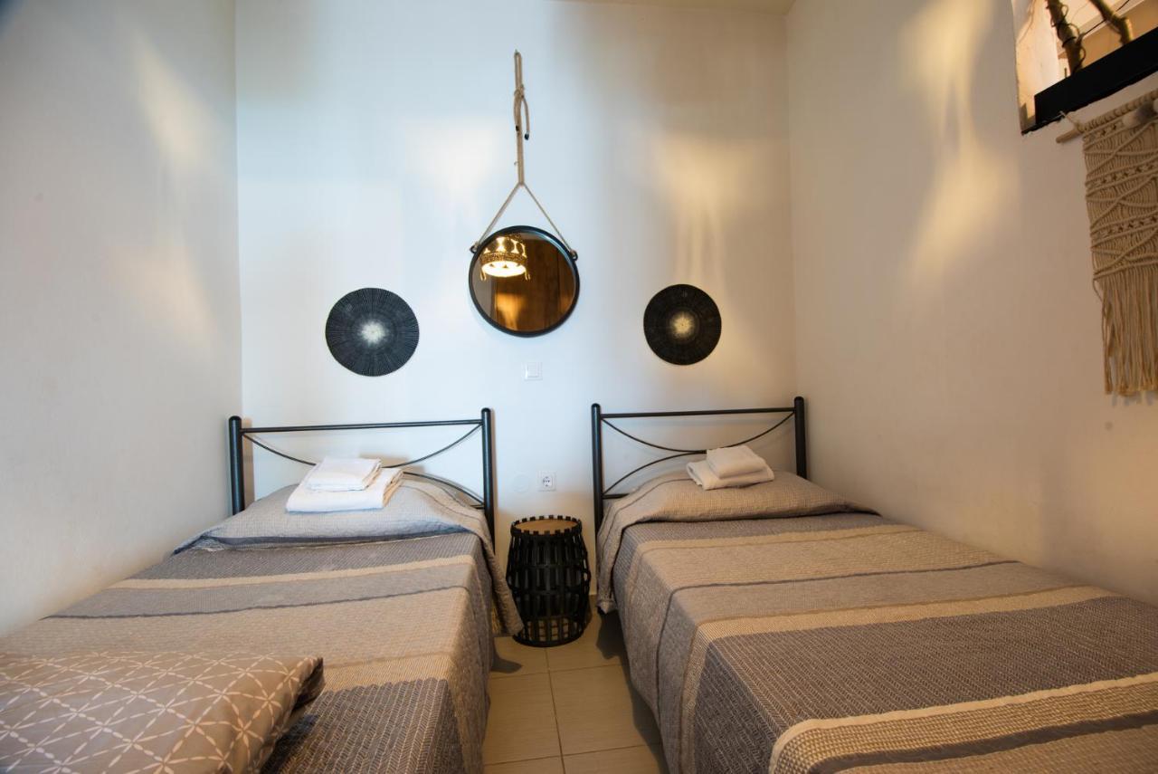 Chrisambelos Apartments Istro Ngoại thất bức ảnh